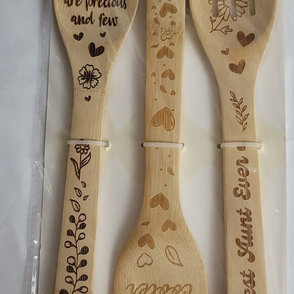 Bamboo Cutting Board and Utensils Gift for Aunt - Picture 2 of 3